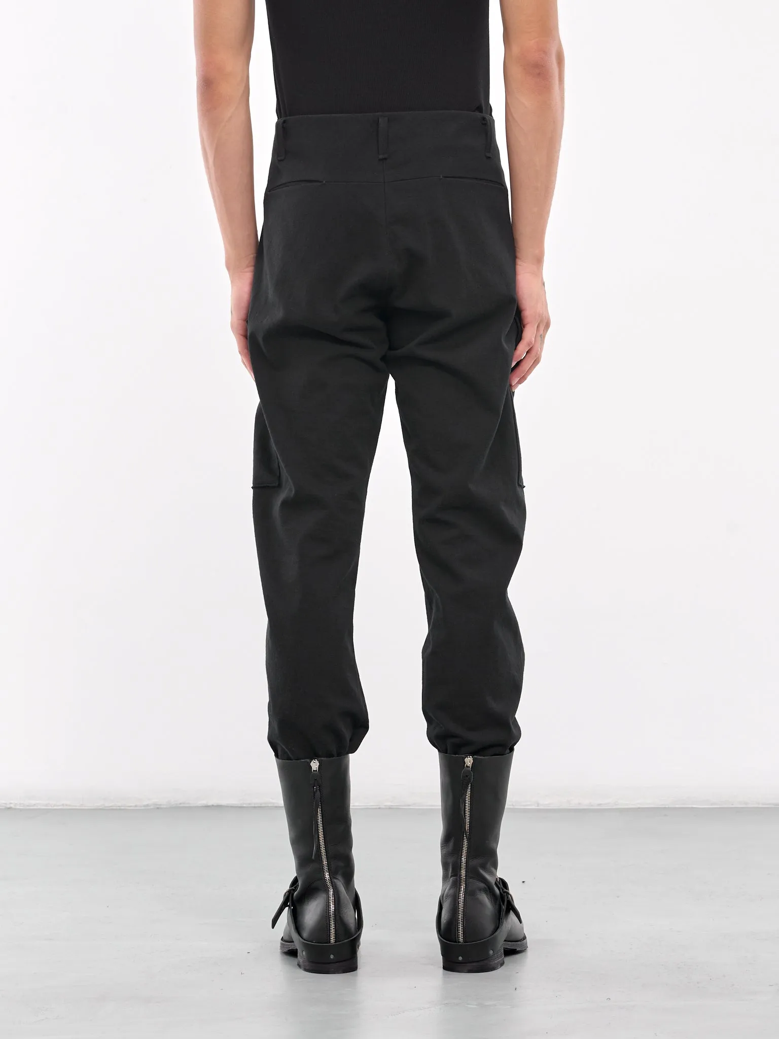 8-Pocket Cargo Pants (P380-MJP1-BLACK)