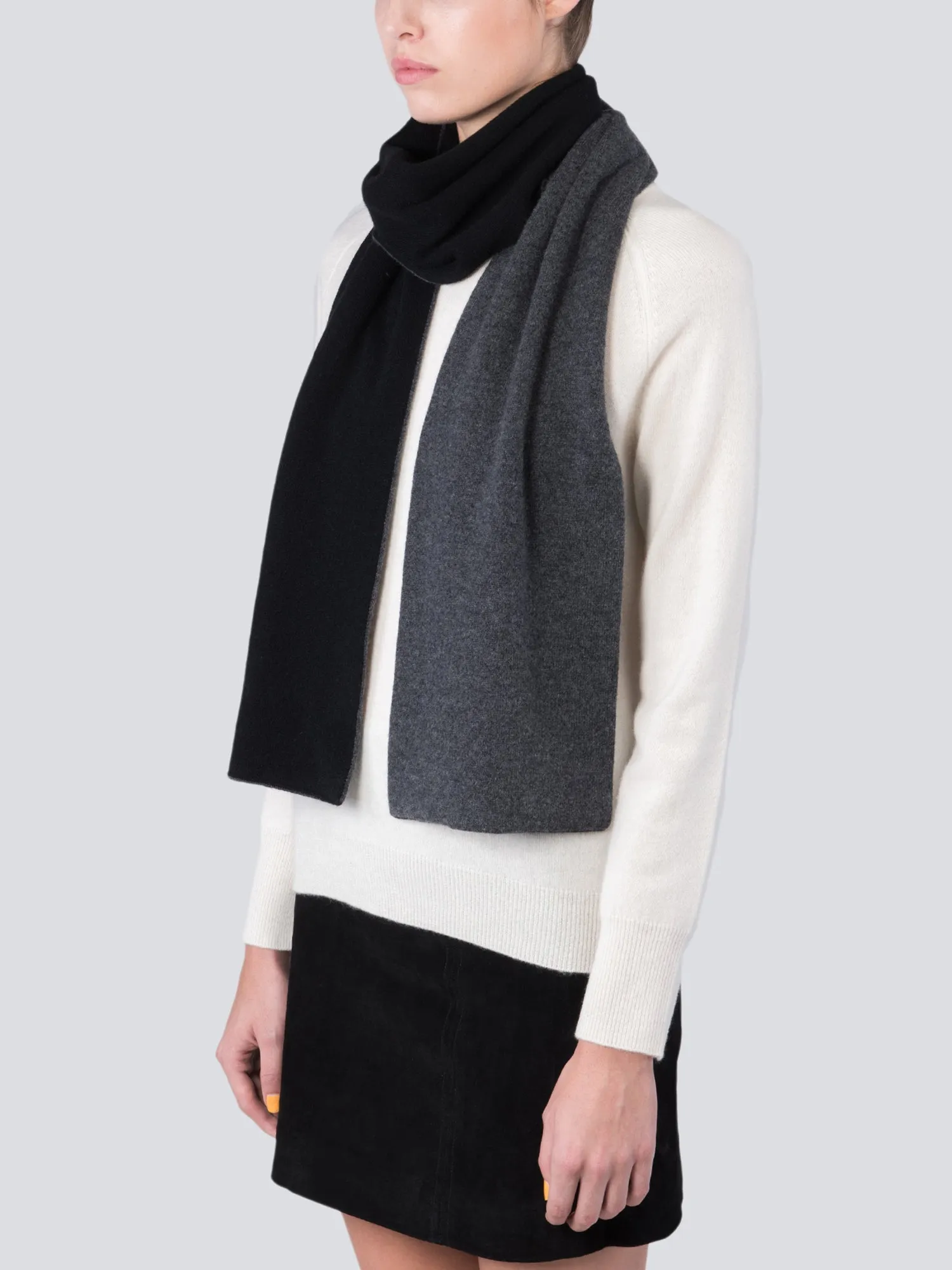 Colorblock Cashmere Scarf_Black/Graphite