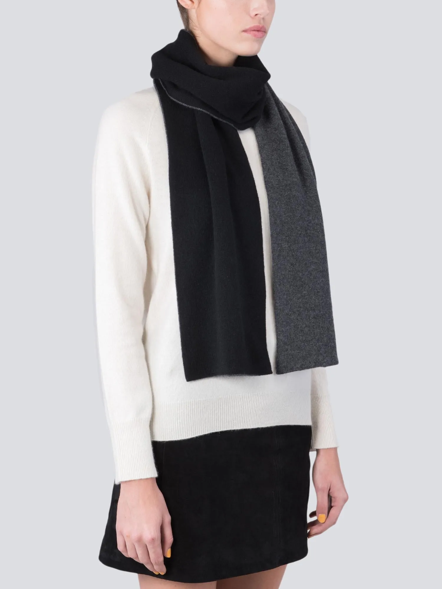 Colorblock Cashmere Scarf_Black/Graphite