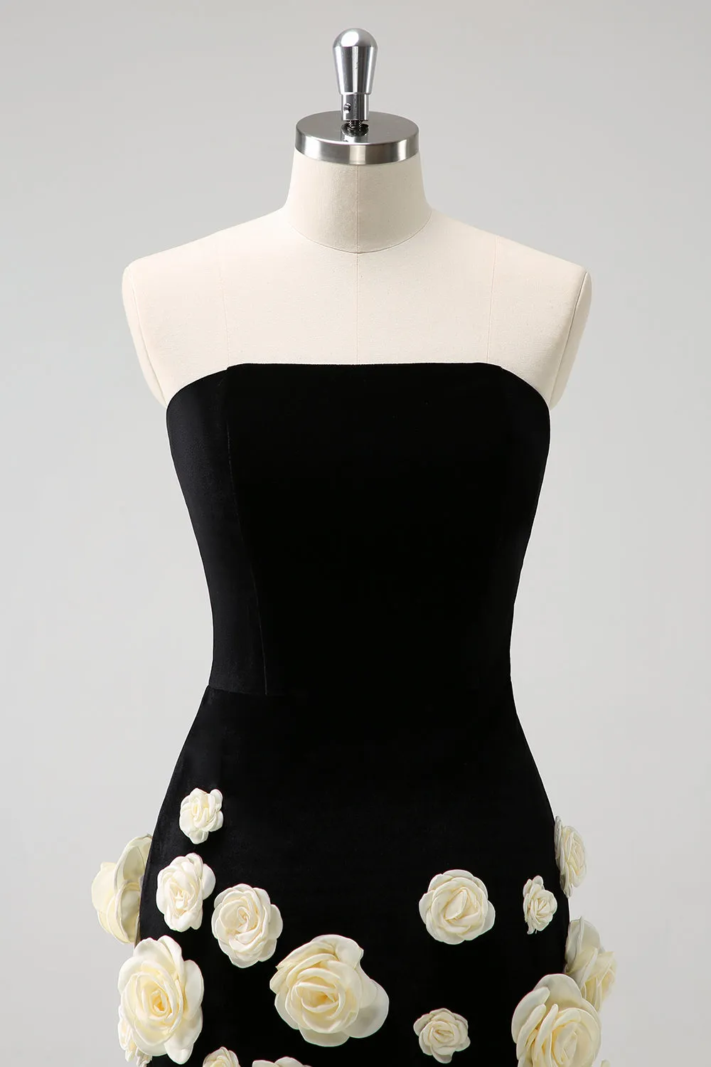 Elegant Black Tight Strapless Short Homecoming Dress with 3D Flowers