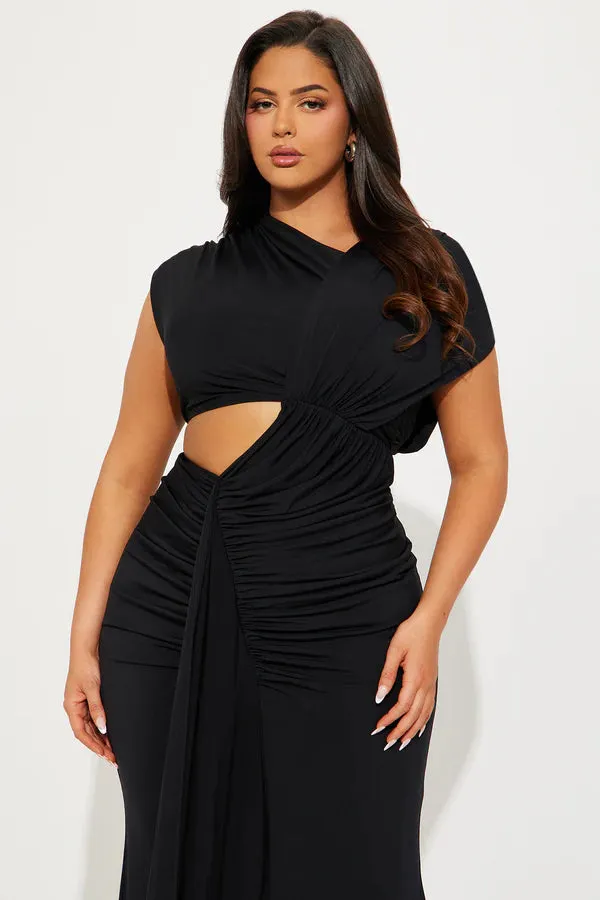 Elysian Slice Cut-Out Maxi Dress