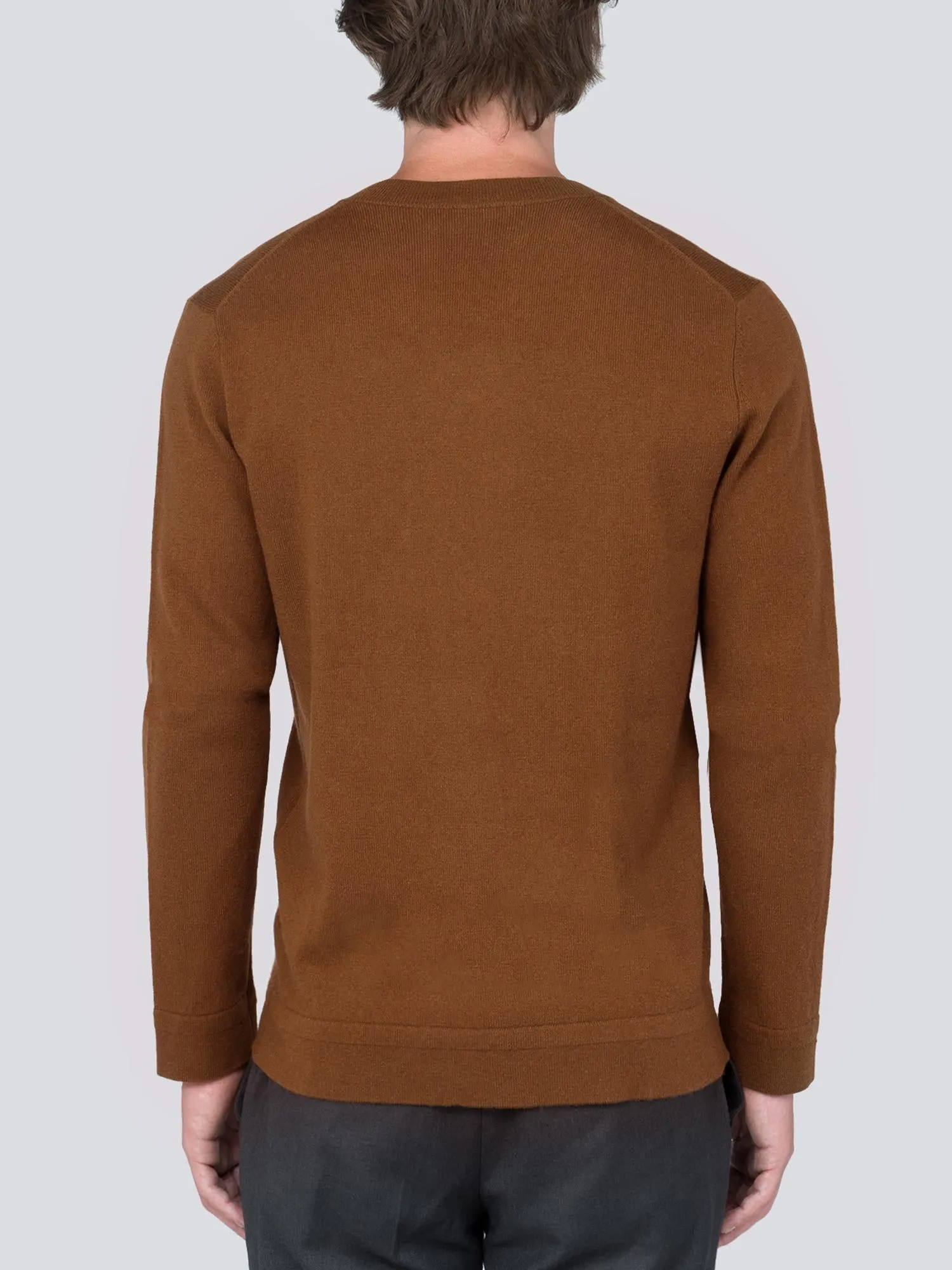 Men V Neck Sweater_Deep Camel