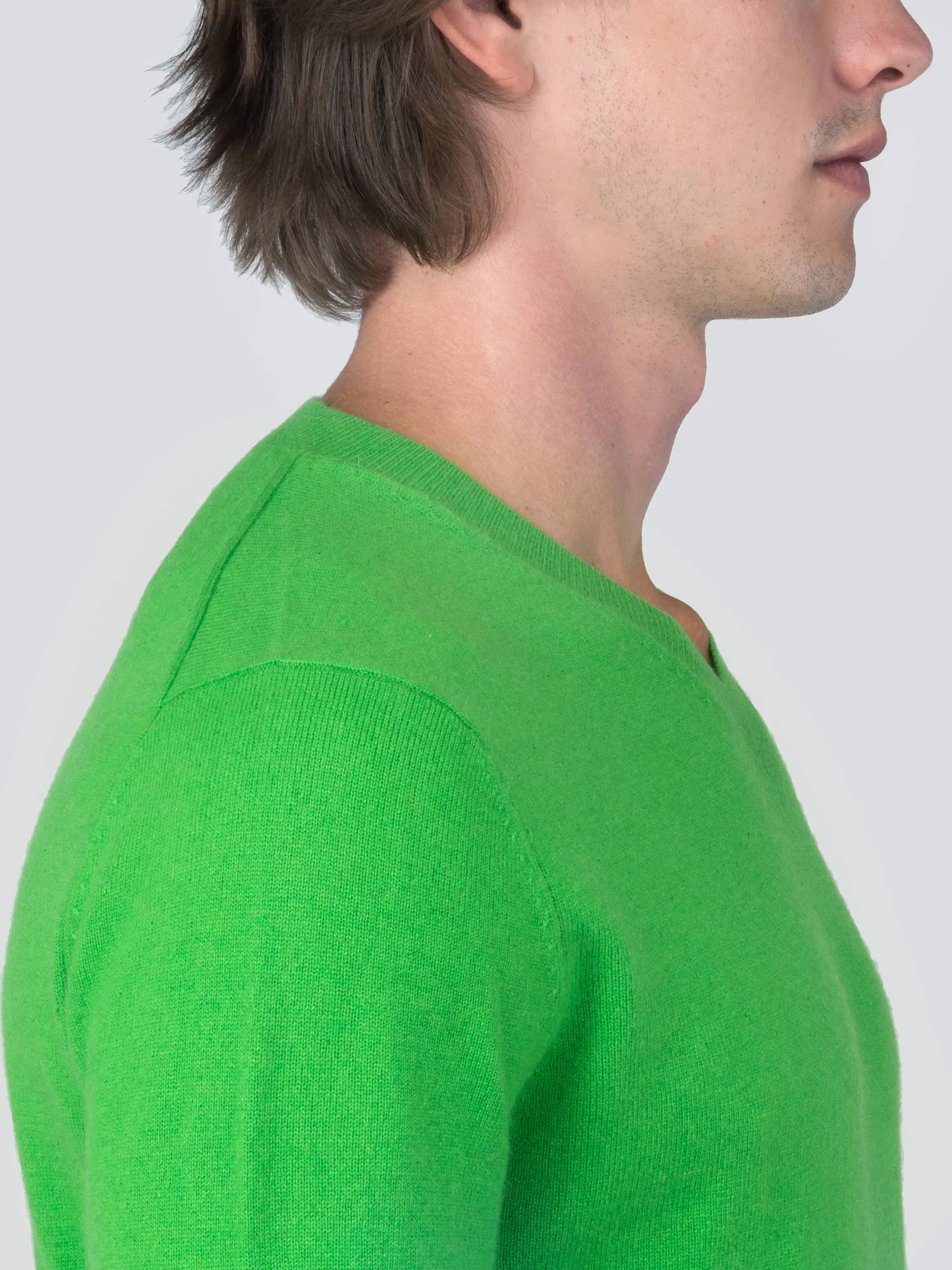 Men V Neck Sweater_Green