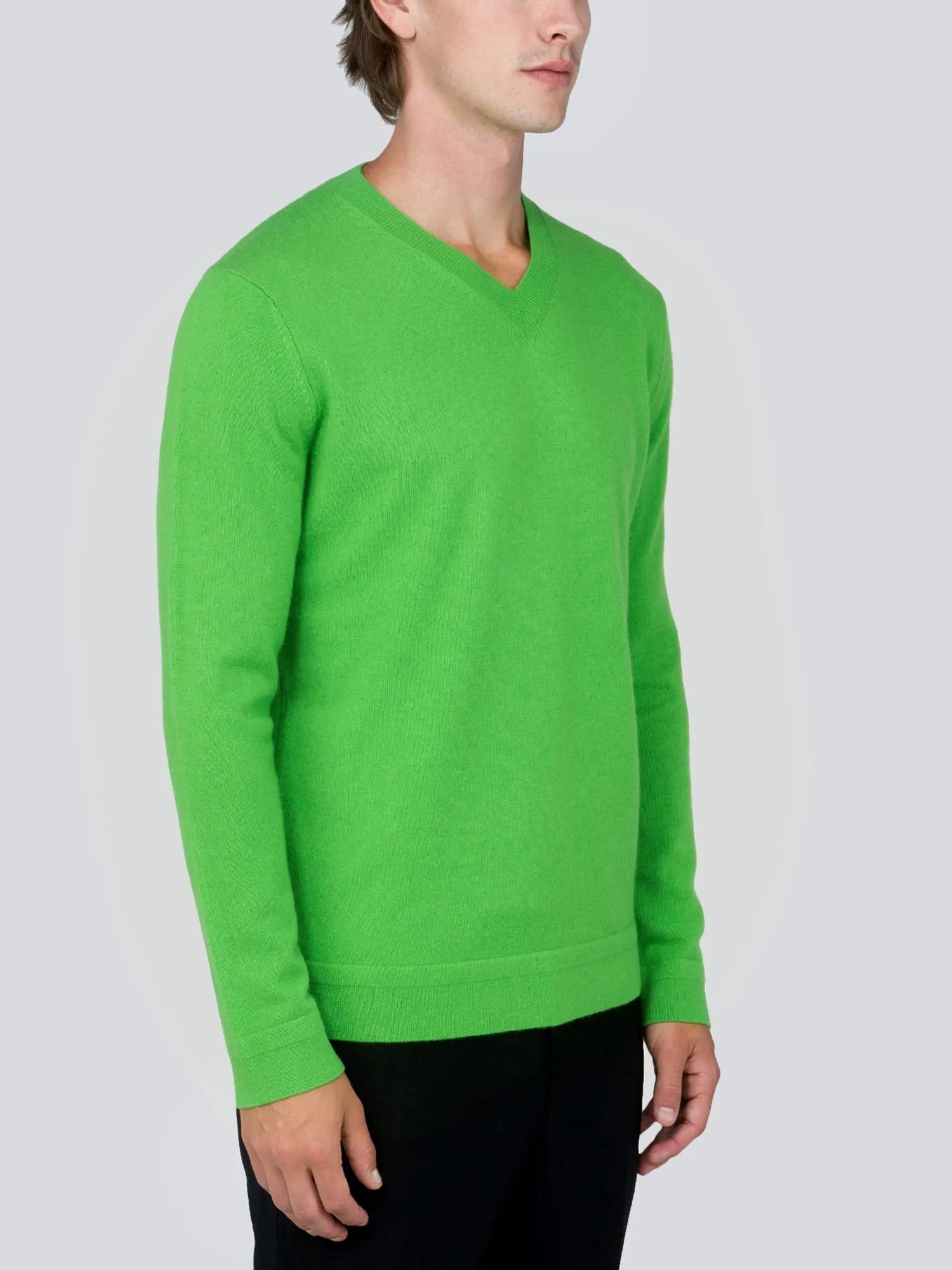 Men V Neck Sweater_Green