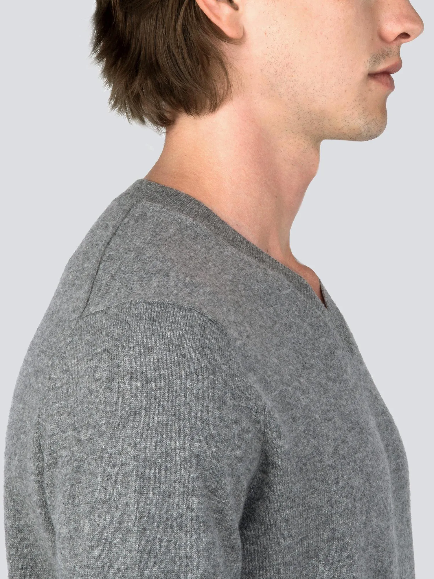 Men V Neck Sweater_Grey