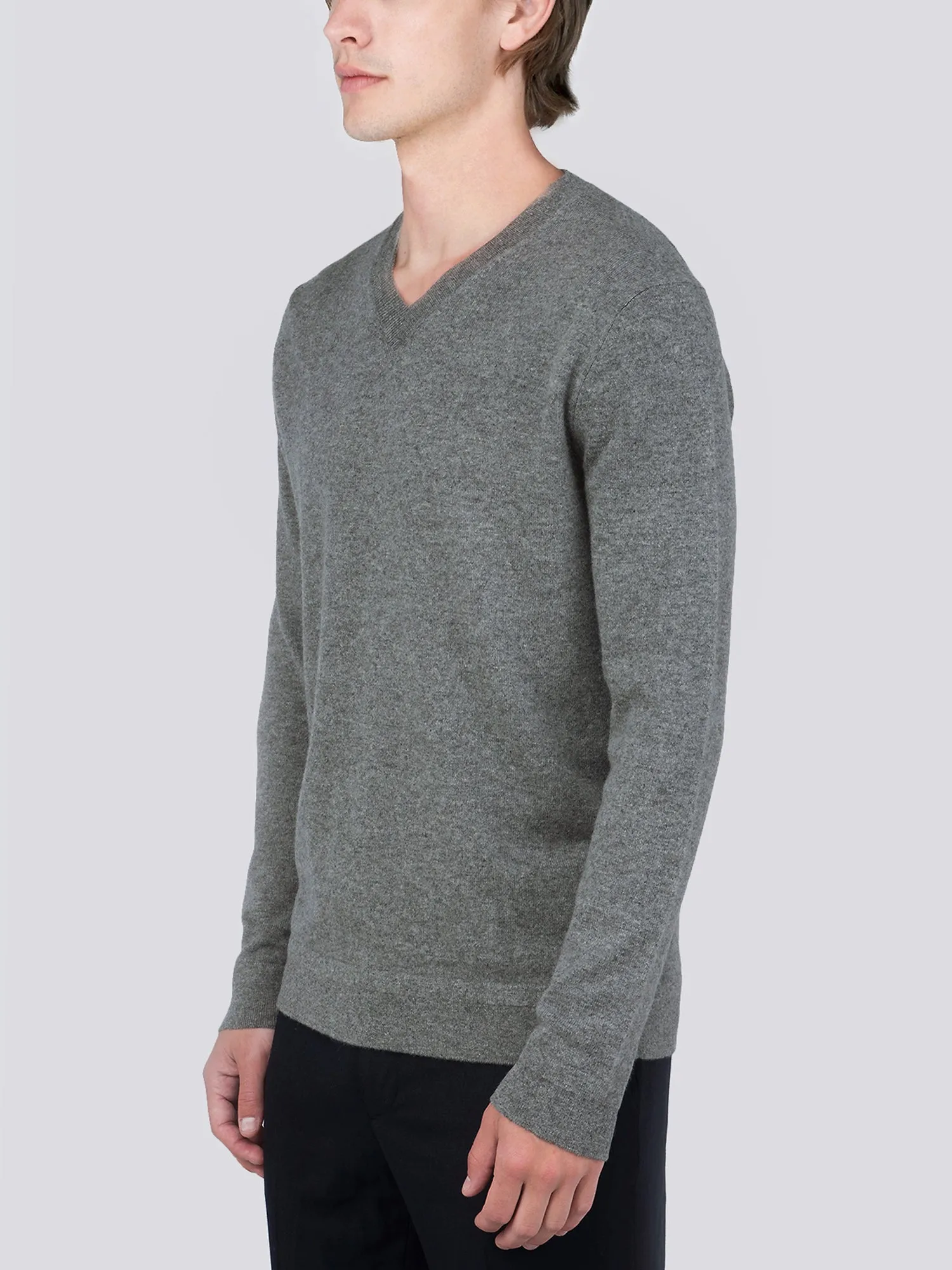 Men V Neck Sweater_Grey