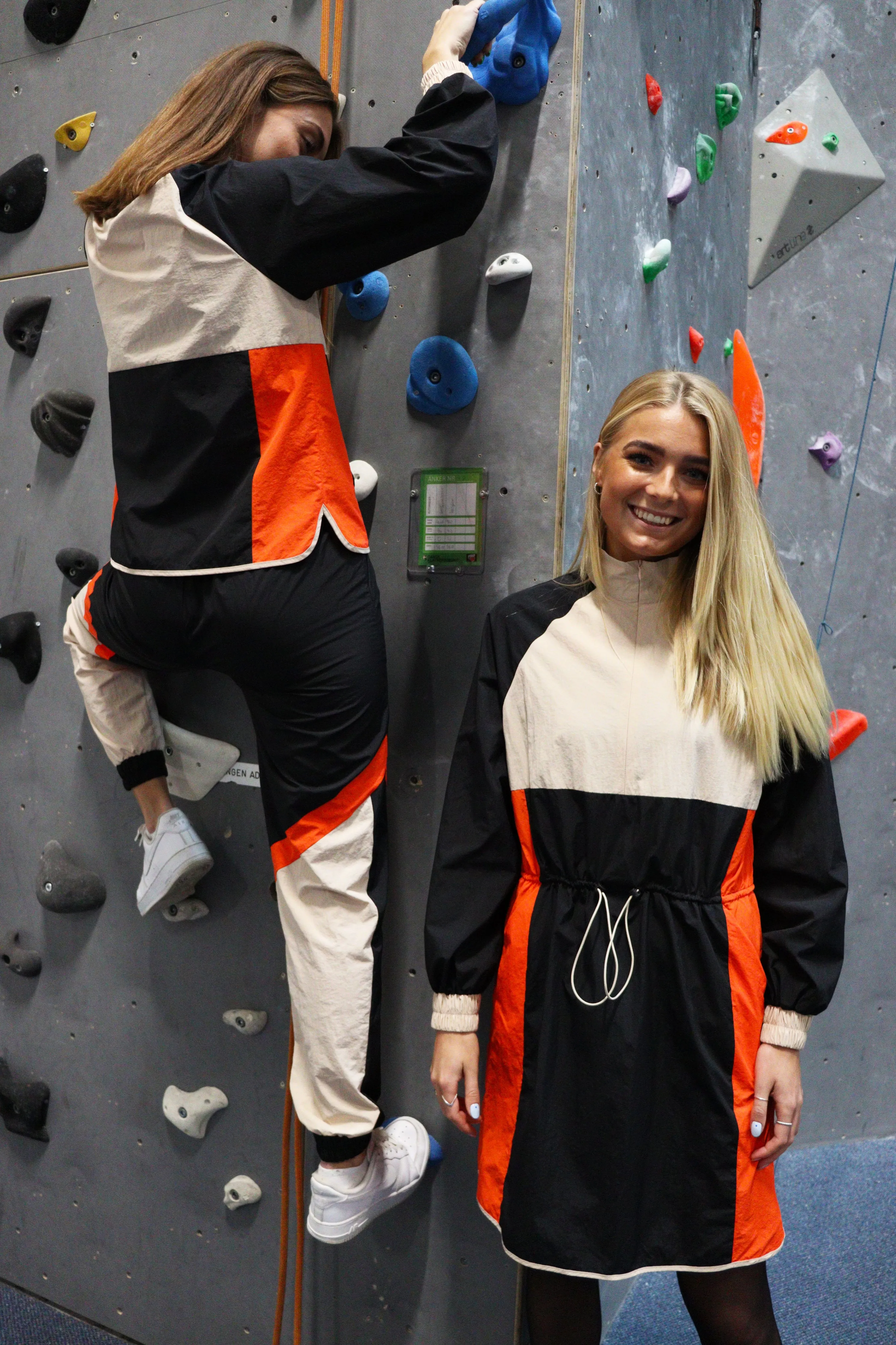 NIA-TRACK-PANTS - BLACK ORANGE SAND