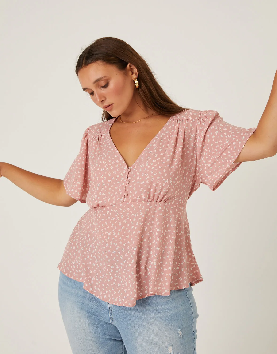 Plus Size Flutter Sleeve Floral Top