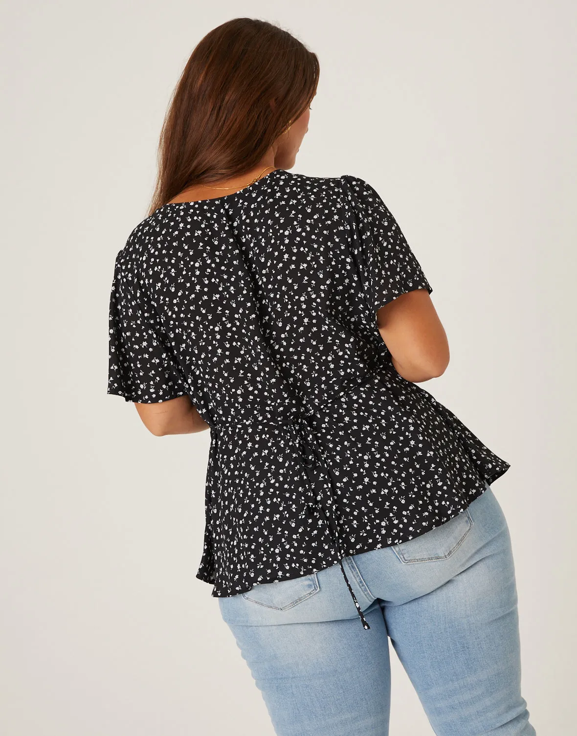 Plus Size Flutter Sleeve Floral Top